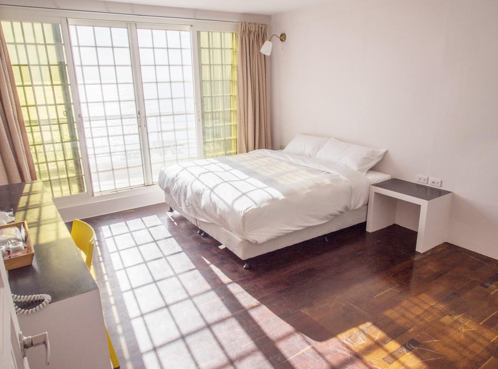 Summer Aura B&B Shanjiao Eksteriør billede
